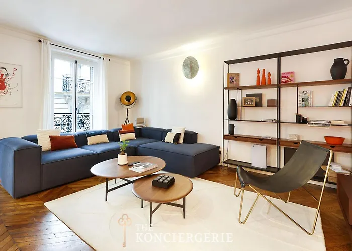 Moderne Pied A Terre Proche De Montmartre Appartement